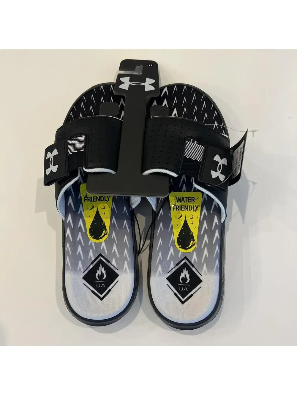 $45 Under Armour Mercenary SL UA Black Men’s Flip Flaps 3027252 Size 8 Slides